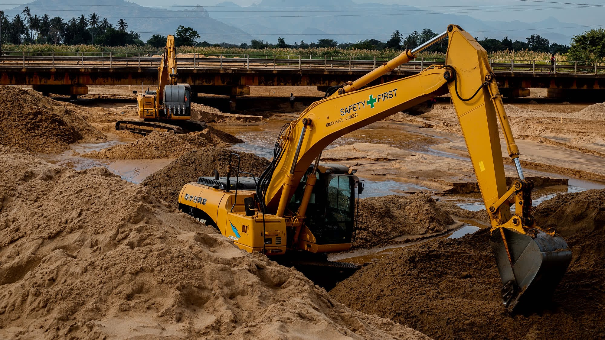 Ellyz equipment working beside a bridge crossing in Tanzania